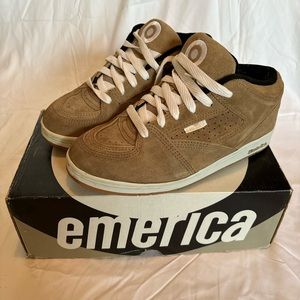 VERY RARE EMERICA SKATE SHOE The Mute in box US 9.5